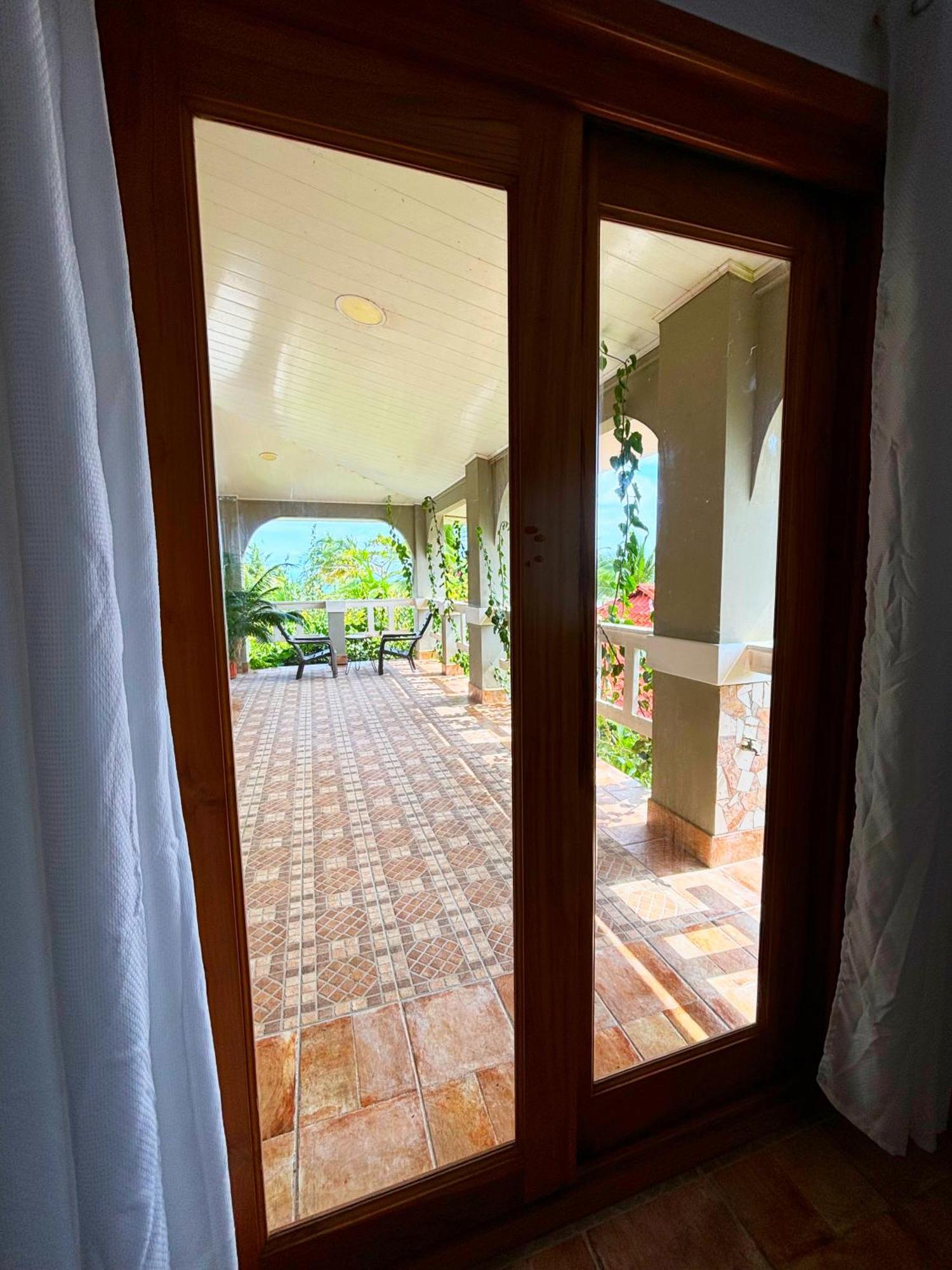 Апартаменты Royal Palm Retreat Cabrera Экстерьер фото